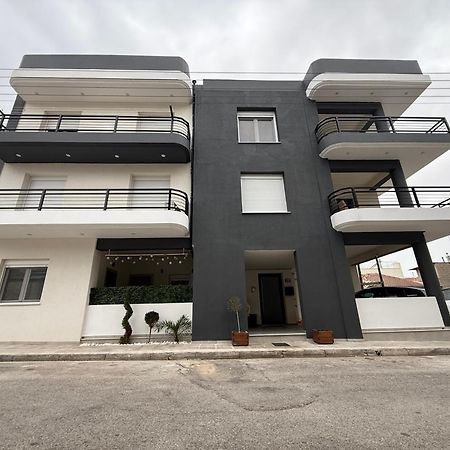 Modern Family Retreat Daire Golos Dış mekan fotoğraf