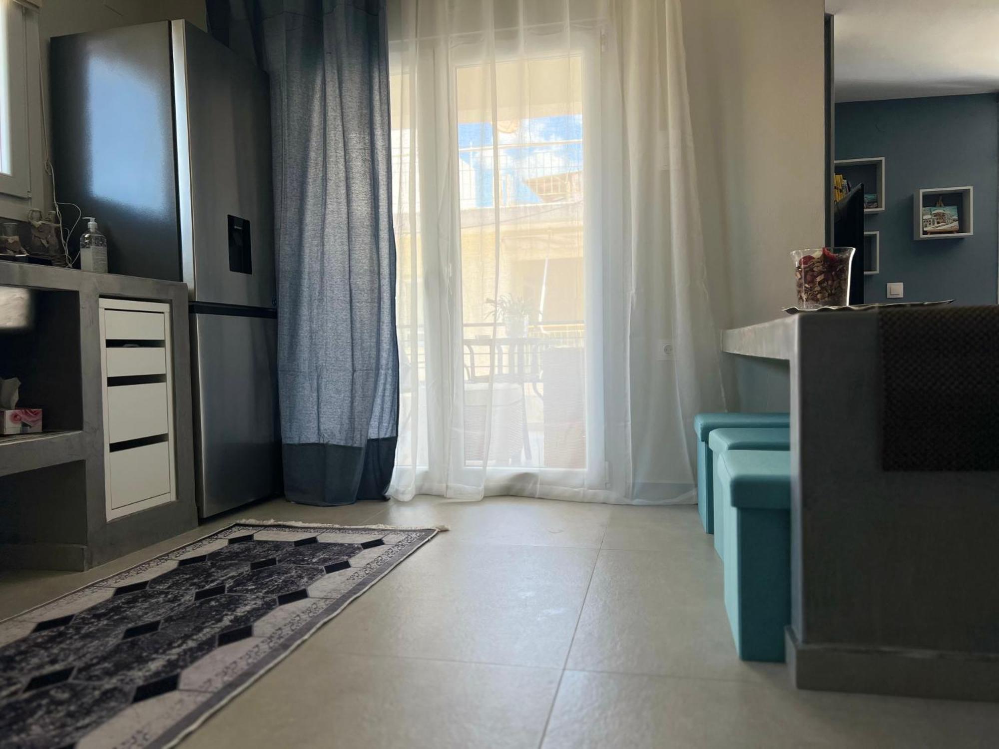Modern Family Retreat Daire Golos Dış mekan fotoğraf