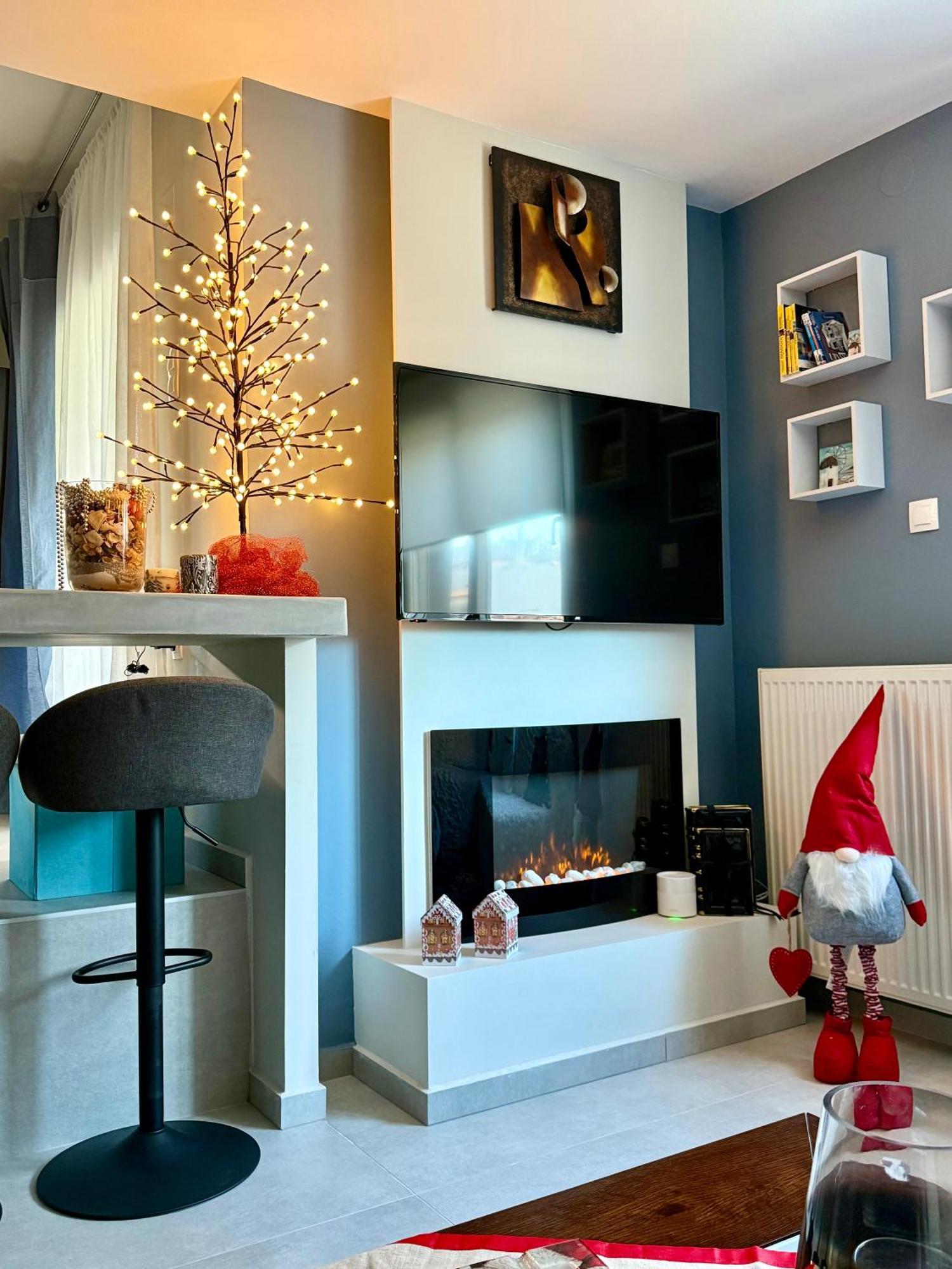 Modern Family Retreat Daire Golos Dış mekan fotoğraf